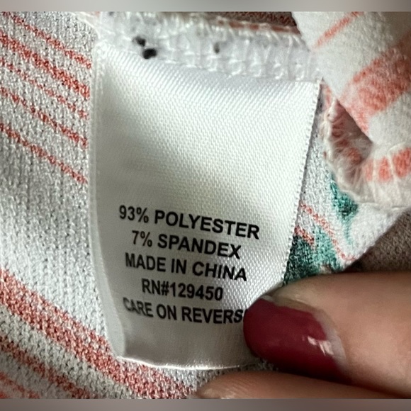 Cold Shoulder Blouse - Picture 3 of 3